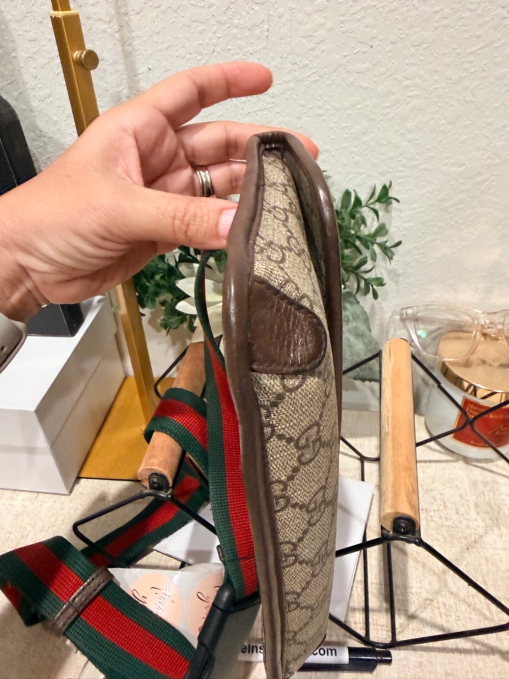 Gucci Vintage Neo GG Supreme Messenger Bag - Picture 12 of 12